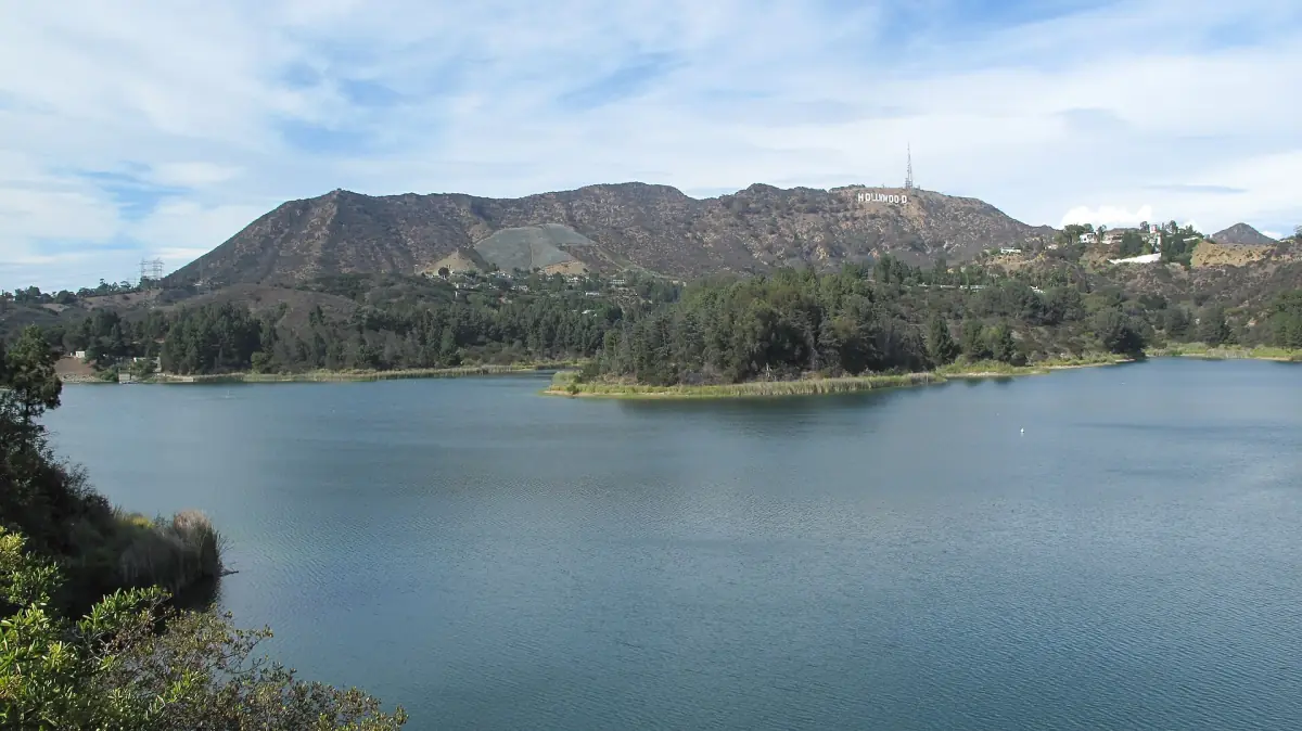 Hollywood Reservoir with the sign on the ridge